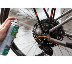 Motorex - Easy Clean - Nettoyant Vélo Pour Chaîne Et Pièces Détachées 9 Motorex - Easy Clean - Nettoyant Vélo Pour Chaîne Et Pièces Détachées -Vélo Électrique Boutique motorex easy clean 3 3840x2160